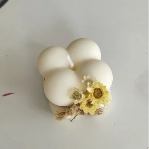 Vela Perfumada com flores secas_pormenor